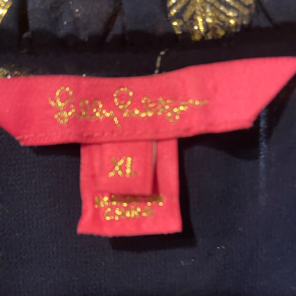 Lilly Pulitzer Navy Blue with gold Print Women's blouse - Picture 3 of 4